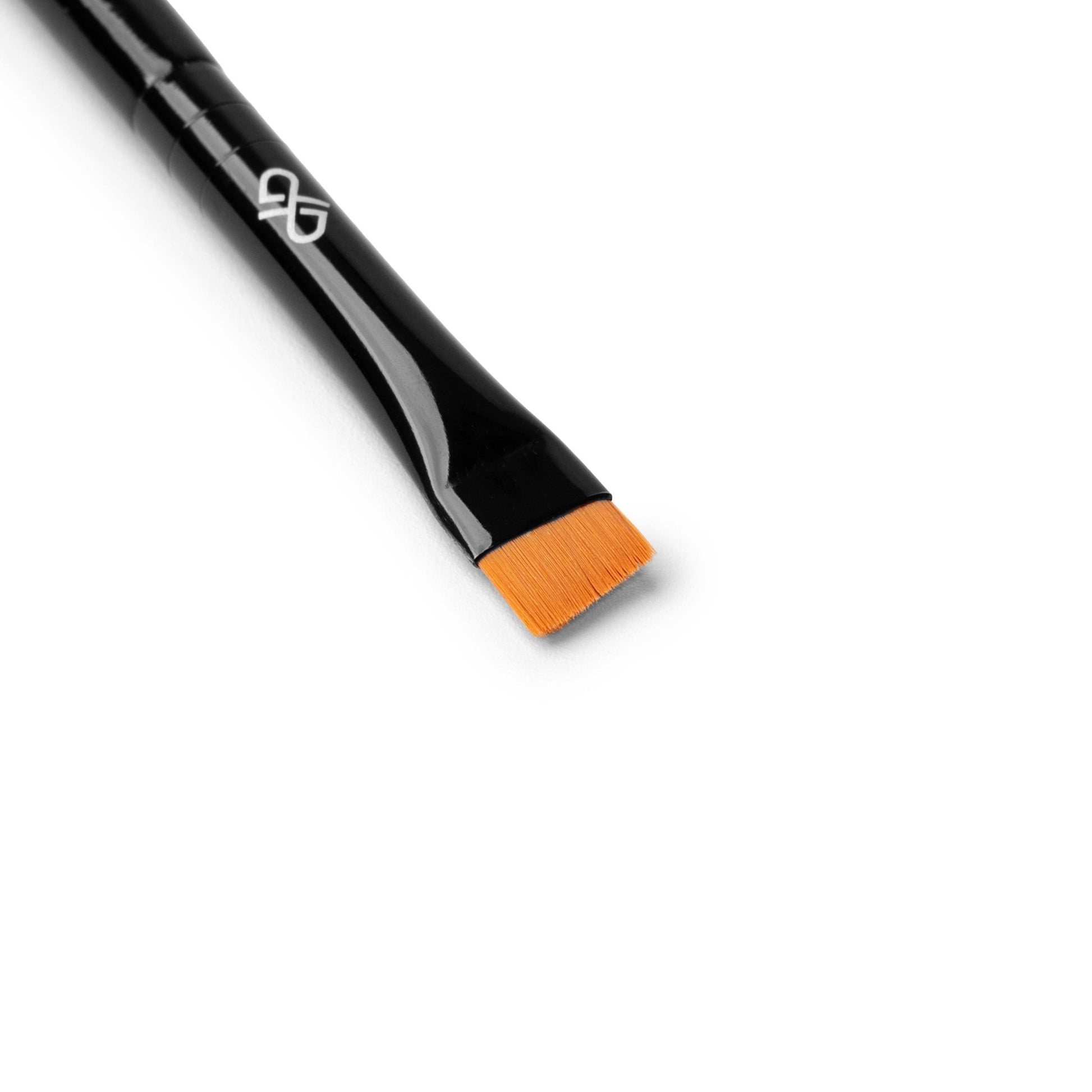 The Pigment - Angled Brush
