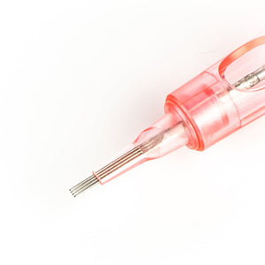 Close-up of the KWADRON PMU Optima 4 Flat needle configuration